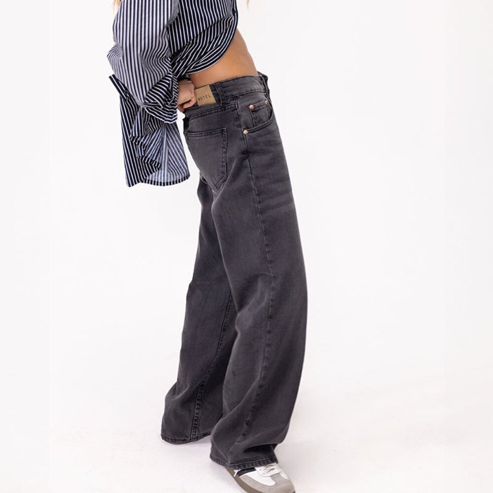 Motel Rocks Low Rise Parallel Jeans in Vintage Black Size W26 L34W26 L34